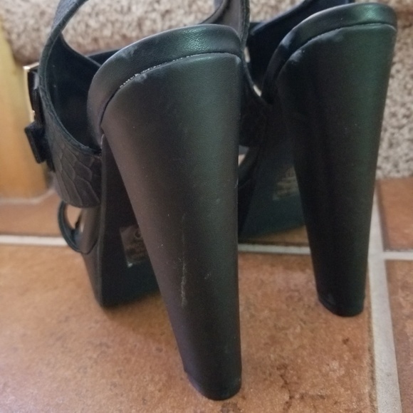 Lulus shoe 6inch heel - Picture 2 of 4